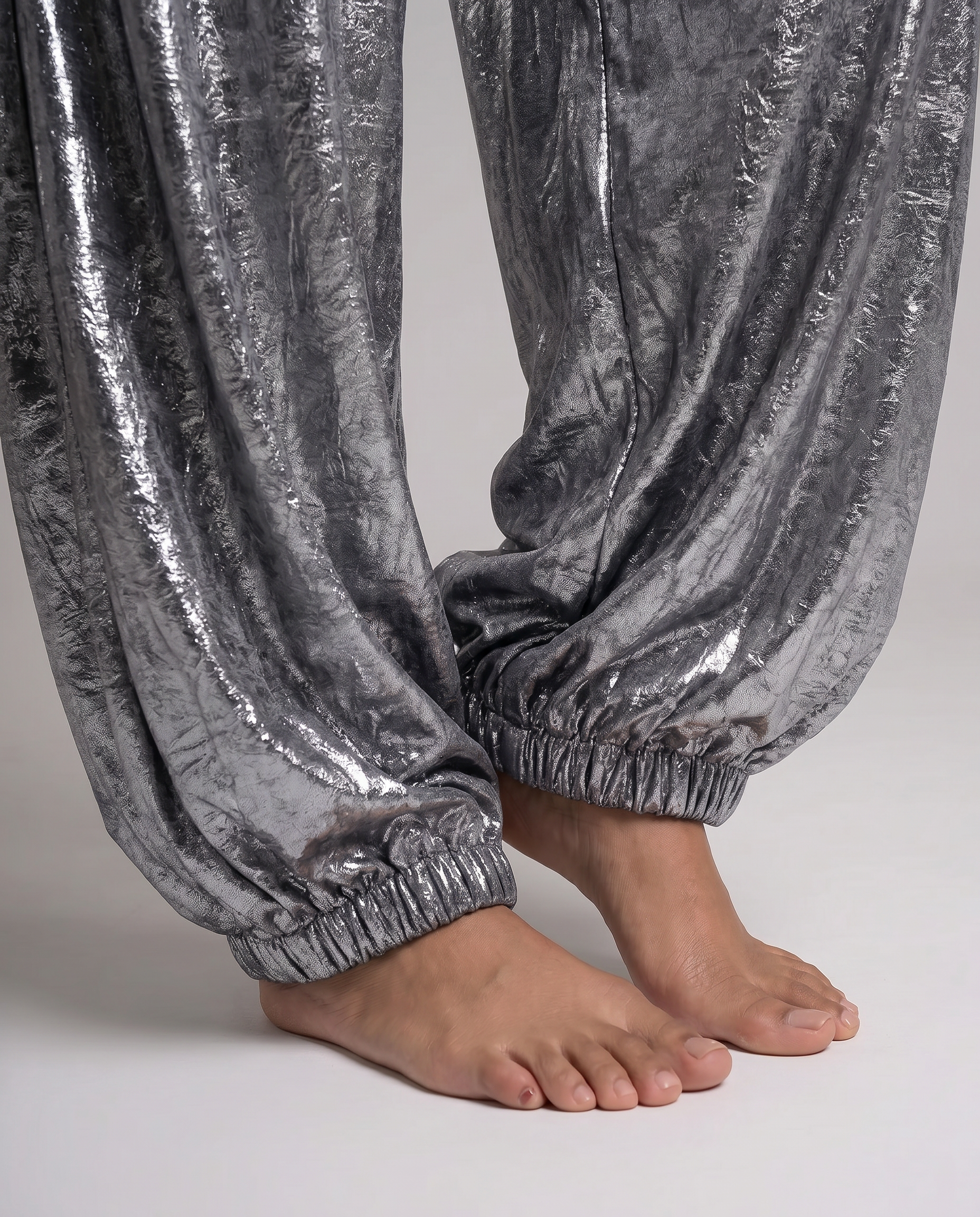 Metallic Shiny Pants – High Waist Statement Fashion Trousers